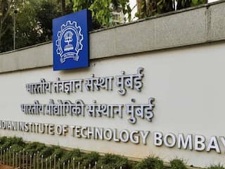 IIT Placements 2024: आईआईटी बॉम्बे में करोड़ों के पैकेज पर हुआ प्लेसमेंट, जानें किस फील्ड में मिली सबसे ज्यादा नौकरी