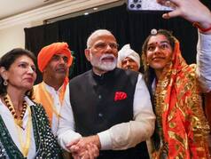 PM Modi US Visit: न्यूयॉर्क में 'मोदी एंड US' कार्यक्रम के लिए मंच तैयार, भारत के प्रधानमंत्री के इंतजार में उमड़ी भारी भीड़