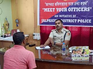 Success Story: खेतों में मजदूरी की और साइकिल पर घर-घर जाकर बेचा दूध, जानें कौन हैं ये दूसरा 12वीं फेल, कैसे बना IPS अफसर