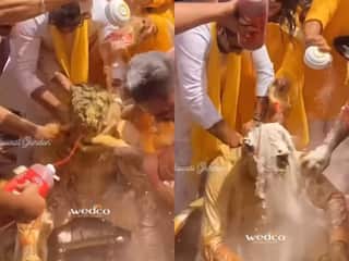 Bride Groom Video: हल्दी में दोस्तों के हत्थे चढ़ गया दूल्हा, एक ने तो मंजन तक कर डाला | देखें वीडियो