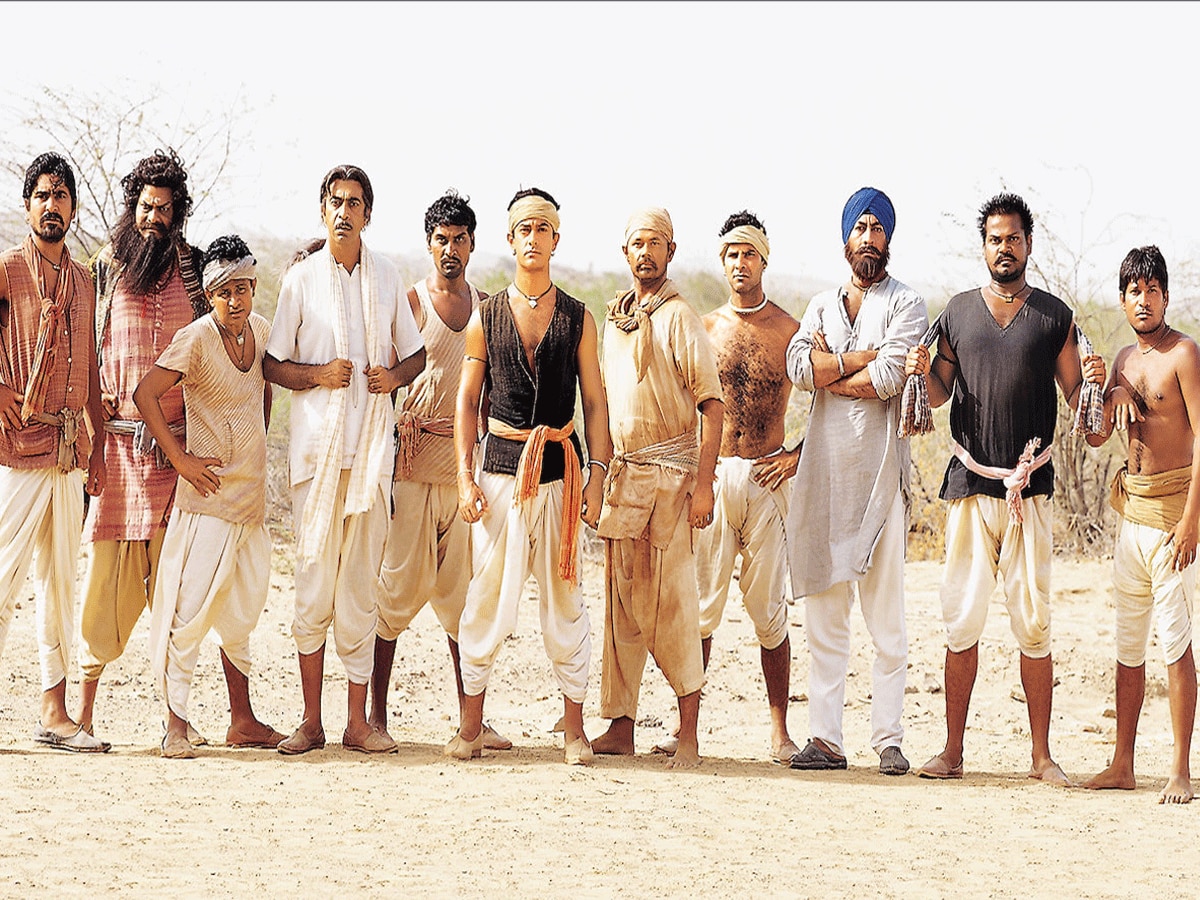 'लगान' का क्लाइमैक्स बदलना चाहते थे प्रोड्यूसर्स, मैच के बाद भुवन के हाथ में चाकू देकर करवाना चाहते थे ये काम