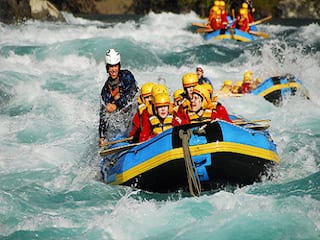 Rishikesh River Rafting: शुरू हो गई है ऋषिकेश में रिवर राफ्टिंग, 2 महीने से भी ज्यादा से थी बंद