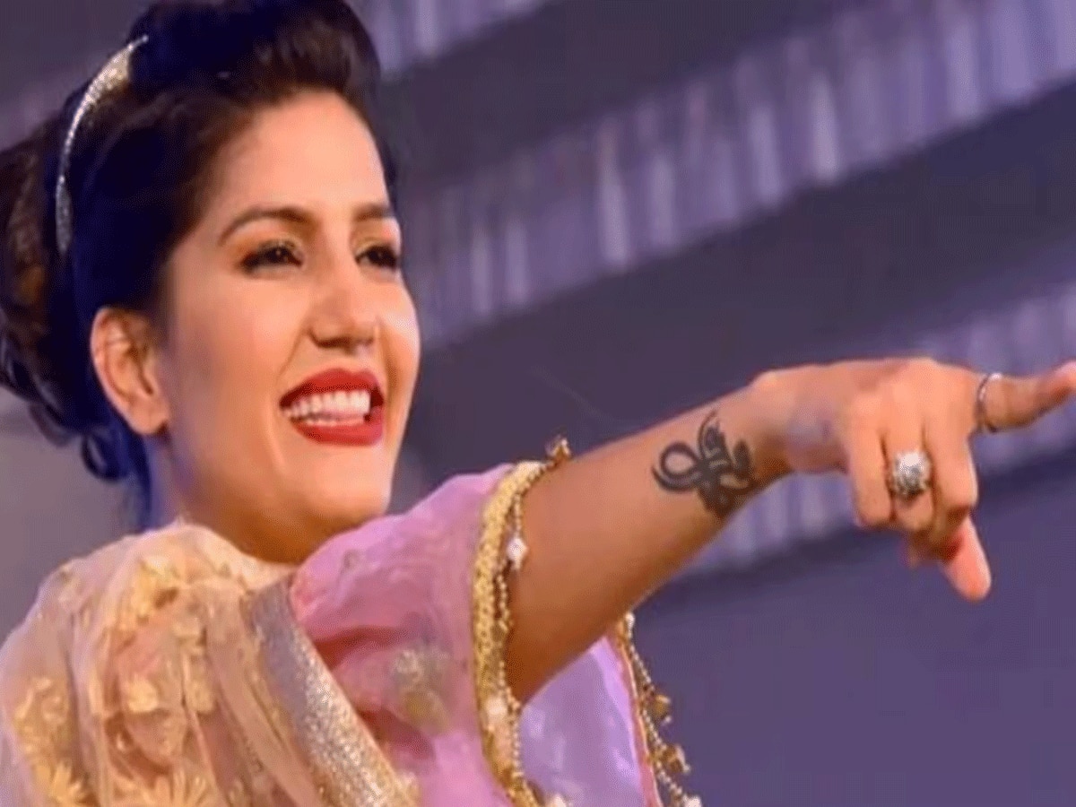 Sapna Choudhary Biopic: जिस हरियाणवी डांसर के ठुमकों पर मर-मिटते थे लोग, महेश भट्ट बनाएंगे फिल्म