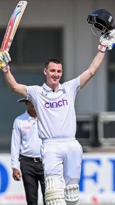 Batters with fastest 300 in Test cricket