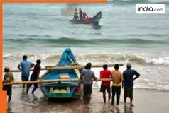 Cyclone Dana Live Updates: Bengal, Odisha begin evacuation of over 10 lakh people, 200 trains cancelled, monuments shut