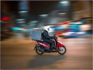 COD पर मंगवाया iPhone, डिलीवरी ब्वॉय ने मांगे पैसे तो दी ऐसी सजा; सुनकर रूह कांप जाएगी