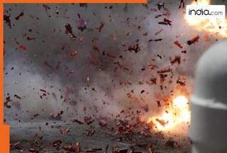 Huge blast rocks Delhi just ahead of Diwali, agencies begin probe, local records video