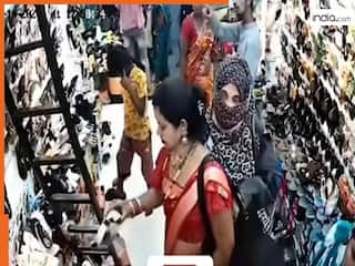 Chorni Ka Video: ऐसी शातिर चोरनी नहीं देखी होगी कहीं, दुकान में घुसते ही उड़ा लिया महिला का पर्स | देखें वीडियो