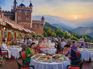 Experience Breathtaking Views At These 8 Manali Hilltop Restaurants!