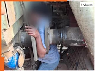 ट्रेन की बोगी और इंजन के बीच दबा रेलवे कर्मचारी, ऐसी भयानक मौत देखकर सहम गया इंटरनेट