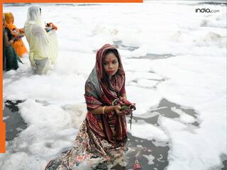 छठ पूजा में अगर आप भी यमुना में खड़े होकर देते हैं अर्घ्‍य तो हो जाइए सतर्क, गंभीर बीमारियों का है खतरा