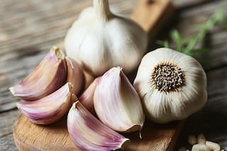 Why Garlic Is Your Best Ally Against Winter Illnesses