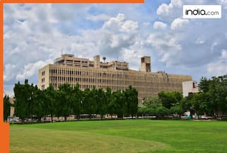 This Indian college produces highest number of IITians, also called 'Factory of Engineers,' its name is..., it is located in...