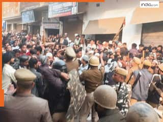 Sambhal Violence: संभल हिंसा को लेकर समाजवादी सांसद पर केस, अखिलेश यादव बोले- योगी सरकार ने कराया दंगा