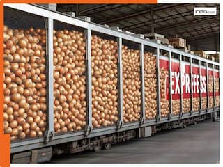प्याज की कीमतें होंगी कम, रेल रेक के जरिए चौथी कांदा एक्सप्रेस पहुंची दिल्ली