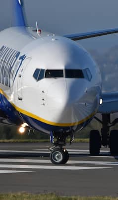 कितना माइलेज देता है विमान? 1 सेकंड में ईंधन का खर्च जानकर हिल ही जाएंगे