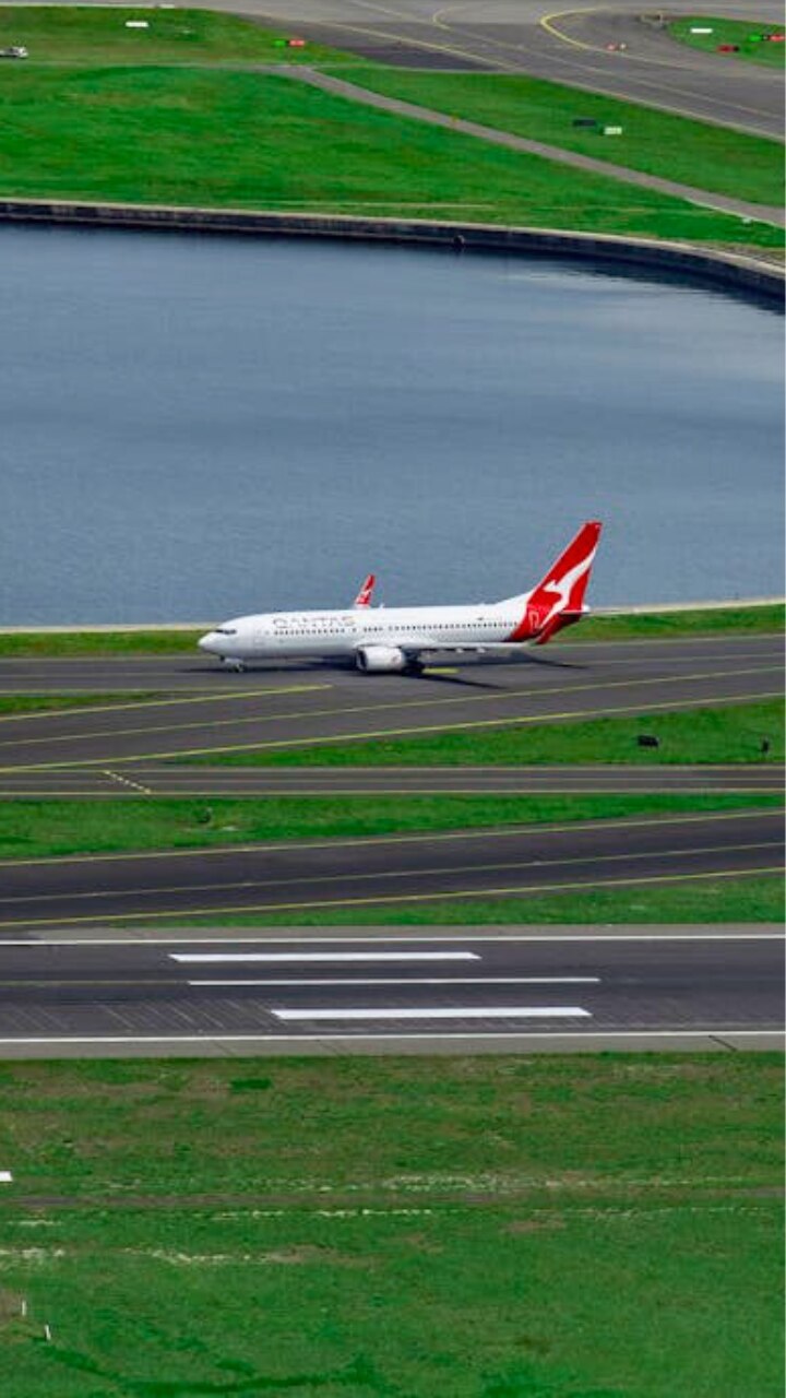 7 world’s most scenic airport landing views