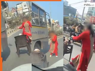 Aunty Ka Video: ट्रैफिक जाम कर रील बनाने लगीं आंटी, बीच सड़क पर जो किया सोच भी नहीं सकते | देखें वीडियो