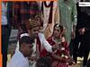 Dulha Dulhan Ka Video: शादी में बुलेट की जिद पर अड़ गया दूल्हा, तभी दुल्हन ने जो किया लगा बिलबिलाने | देखें वीडियो