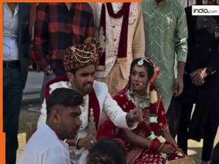 Dulha Dulhan Ka Video: शादी में बुलेट की जिद पर अड़ गया दूल्हा, तभी दुल्हन ने जो किया लगा बिलबिलाने | देखें वीडियो