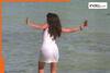 Meet Salman Khan's heroine, who was known for her bold attitude, one film changed her life, left India in 2000, she is now...