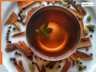 खांसी- जुकाम से हैं परेशान? तुरंत बनाकर पी लें दादी-नानी का ये देसी काढ़ा, तुरंत मिलेगा आराम