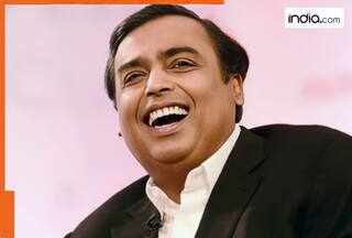 Mukesh Ambani owns a private jet worth Rs 1000 crore, salary of the pilots is Rs...