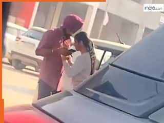 Premi Premika Ka Video: फोन में झांक रही थी प्रेमिका, फिर प्रेमी ने जो किया हंसी ना रुकेगी | देखें वायरल वीडियो