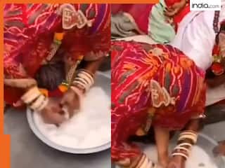Viral Video: शादी के बाद दूध में अंगूठी ढूंढने की रस्म बनी जंग का मैदान, आपस में लड़ गए दूल्हा-दुल्हन, देखिए