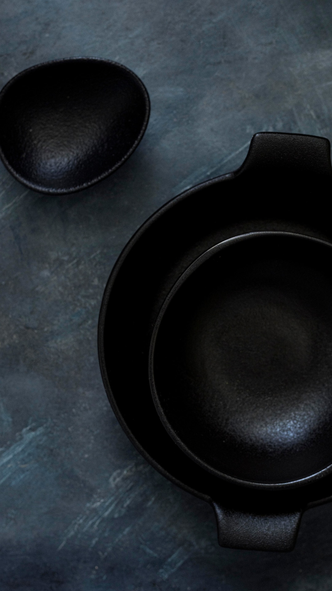 Shop Durable and Sturdy Cast Iron Kadai for Long-Lasting Cooking Performance - Only at Amazon!