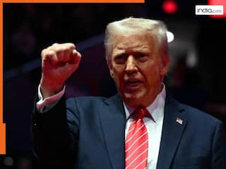 Donald Trump Oath: डोनाल्ड ट्रंप ने ली अमेरिका के राष्ट्रपति पद की शपथ, समारोह में शामिल हुए कई दिग्गज