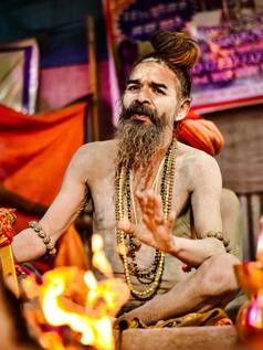 Mahakumbh 2025: नागा बाबा होते हैं शुद्ध शाकाहारी, जानें क्या खाते हैं