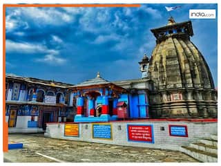Omkareshwar Temple Uttarakhand: बाबा केदारनाथ के शीतकालीन गद्दीस्थल पर उमड़ा भक्तों का सैलाब
