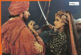 जब अमिताभ और श्रीदेवी के सेट पर पहुंचे थे तालिबान सरदार, कहा 'वो युद्ध के मैदान की तरह लग रहा था'
