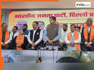 दिल्ली चुनाव : BJP में शामिल हुए AAP के 8 बागी विधायक, इस्तीफे के 24 घंटे के भीतर थामा कमल का दामन