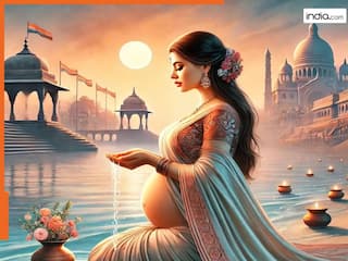 Ganga Snan Ke Niyam: प्रेग्नेंसी में गंगा स्नान कर सकते हैं या नहीं, जानिए क्या कहते हैं शास्त्र?