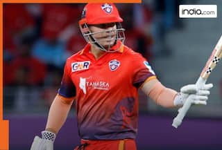 David Warner's heartfelt moment with fans as Dubai Capitals reach DP World ILT20 final