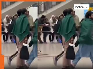 Pakistan Ka Video: पाकिस्तानियों ने की अजीबोगरीब हरकत, फ्लाइट में मिले ब्लैंकेट को ही ओढ़कर बाहर निकल आए | देखें वीडियो