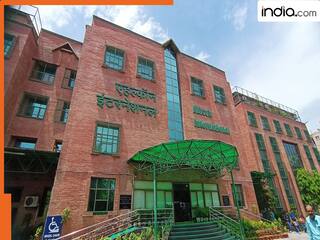 School Bomb Threat: दिल्ली-NCR के कई बड़े स्कूलों को बम से उड़ाने की धमकी, पुलिस अलर्ट मोड में, जांच शुरू