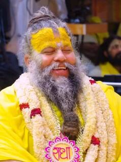 भगवान की मूर्ति किसी को गिफ्ट में देना या लेना सही है? क्या कहते हैं प्रेमानंद महाराज