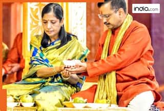 Meet Sunita Kejriwal, former IRS officer and wife of former Delhi CM Arvind Kejriwal, she studied from...