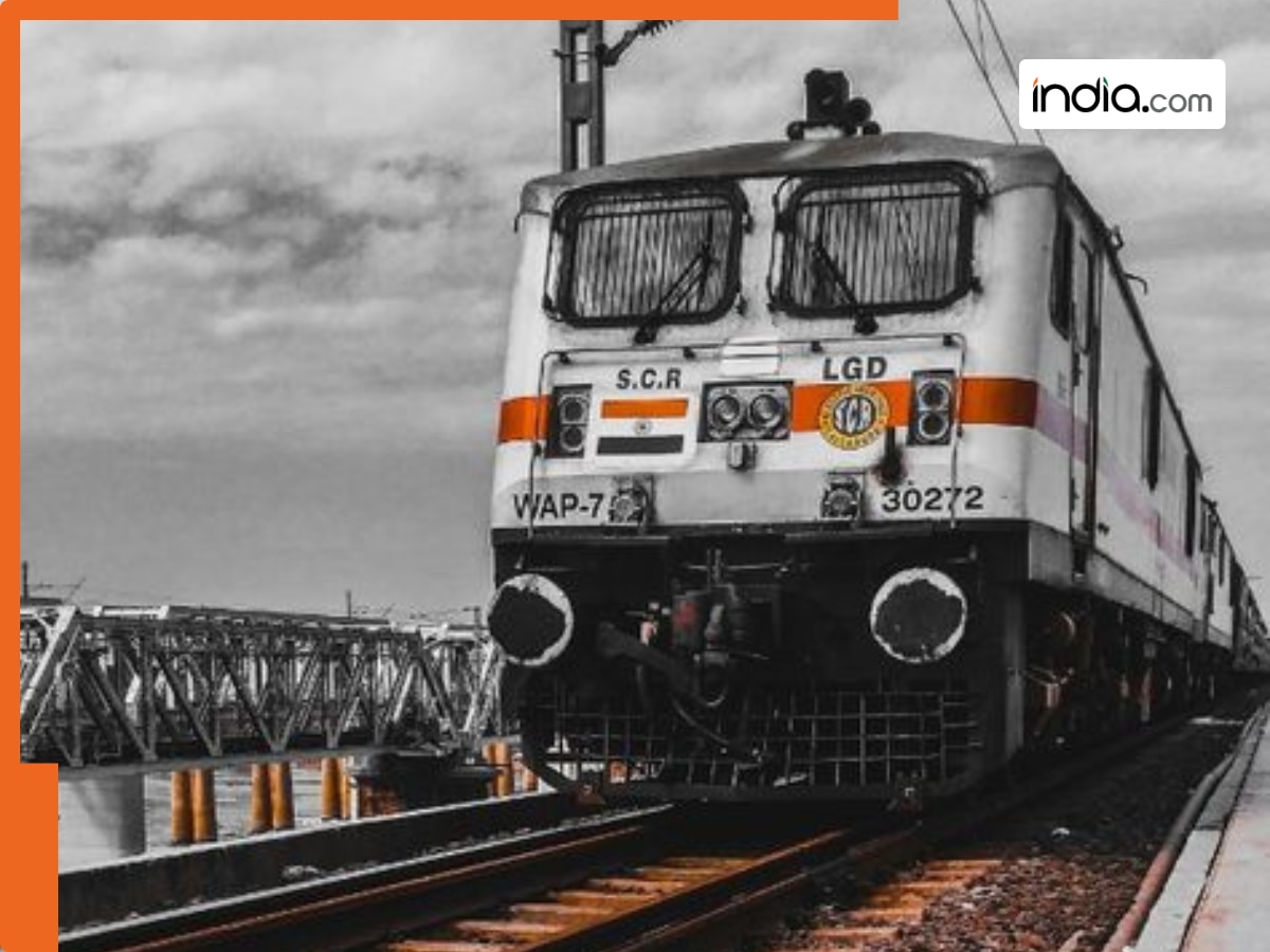 India's first private railway station is located in...., it's name is..., not New Delhi, Mumbai, Kolkata, Chennai, Bengaluru, Lucknow