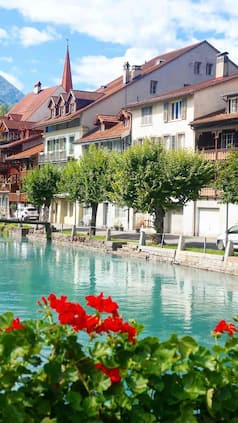 9 Greenest Countries That Are Tourist's Favourite