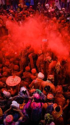 7 Surprising Countries That Celebrate Holi Just Like India