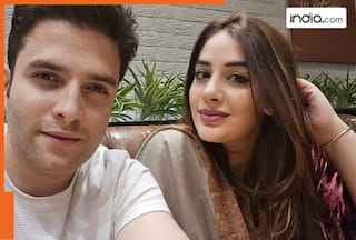 Know more about IAS officer Athar Aamir Khan and his wife Dr Mehreen Qazi, who is a..., she is from...