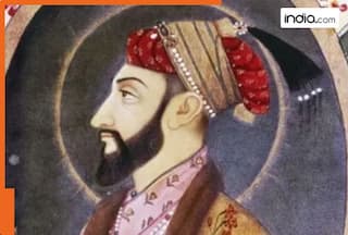 Not Nagpur, Aurangabad or Mumbai, Mughal emperor Aurangzeb's tomb is located in this city of Maharashtra, the name is...