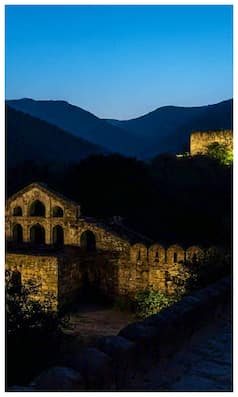 ऐसा किला जहां रात में नाचते हैं भूत! चीखने, चिल्लाने और बुलाने की आती हैं आवाजें