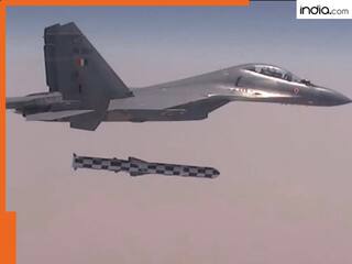 800 किलोमीटर रेंज वाली नई ब्रह्मोस मिसाइलों से बढ़ेगी आर्मी और एयरफोर्स की ताकत, फैसले से पड़ोसियों में खलबली मची