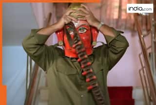 Meet actor who once slept on Mumbai railway station platforms, gave back-to-back flops, did 540 films, his net worth is Rs   , he is...