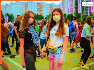 Holi 2025: आज होली के दिन अपनी राशि के अनुसार पहनें इस रंग के कपड़े, मिलेगा सौभाग्य का साथ